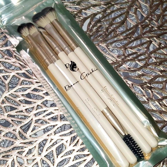 BEAU GÂCHIS No. 7 Collection Brush Set - Picture 2 of 5